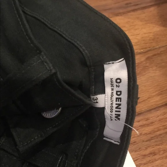 50% Off BNWT 2pairs O2 Denim See Closet - Picture 9 of 15